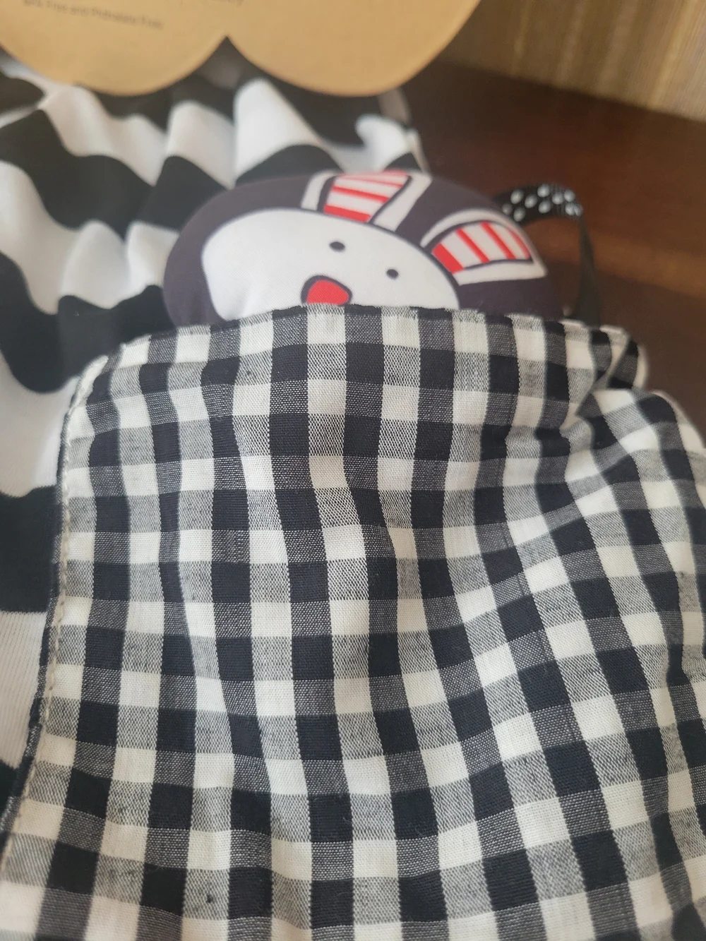 DEMDACO Mommy-Me Black & White Striped Activity Scarf NWT